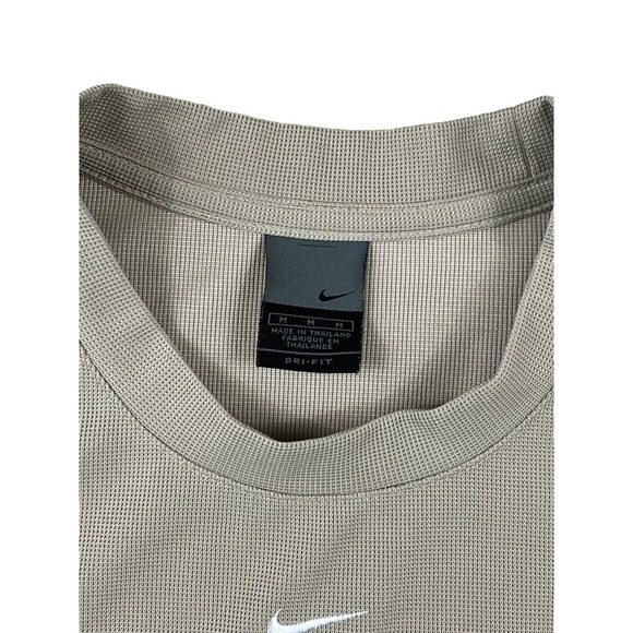 VTG Nike Dri-Fit Men Beige Short Sleeve Crewneck Pullover T-Shirt Sz M - Picture 5 of 6